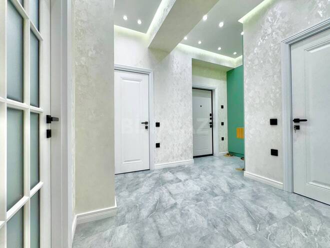 Продаётся 3-комн. новостройка 90 м², м. Нефтчиляр, photo 12 from 13