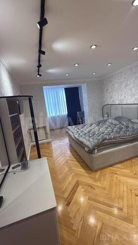 İcarəyə verilir 2 otaqlı köhnə tikili 70 m², Sahil m., photo 7 from 13