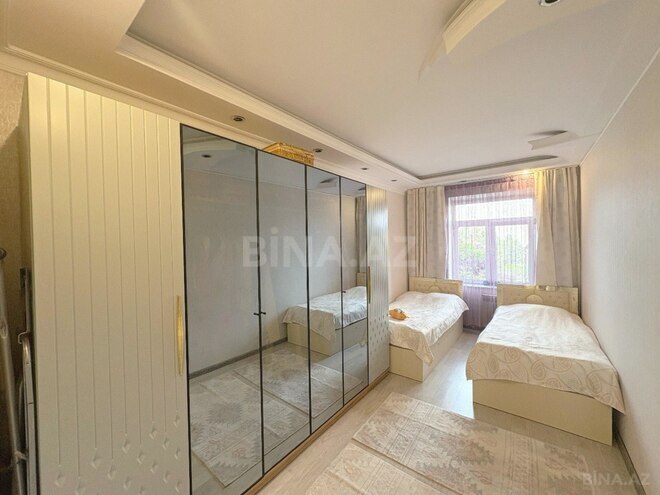 Satılır 2 otaqlı köhnə tikili 65 m², Yasamal r., photo 6 from 14