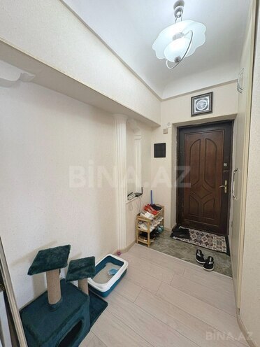Satılır 2 otaqlı köhnə tikili 65 m², Yasamal r., photo 12 from 14
