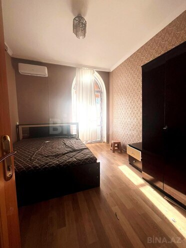 İcarəyə verilir 2 otaqlı köhnə tikili 65 m², Elmlər Akademiyası m., photo 5 from 14