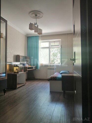 Satılır 4 otaqlı köhnə tikili 90 m², Neftçilər m., photo 1 from 24