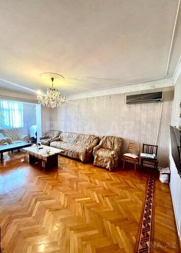 Продаётся 3-комн. вторичка 100 м², Насиминский  р., photo 3 from 16