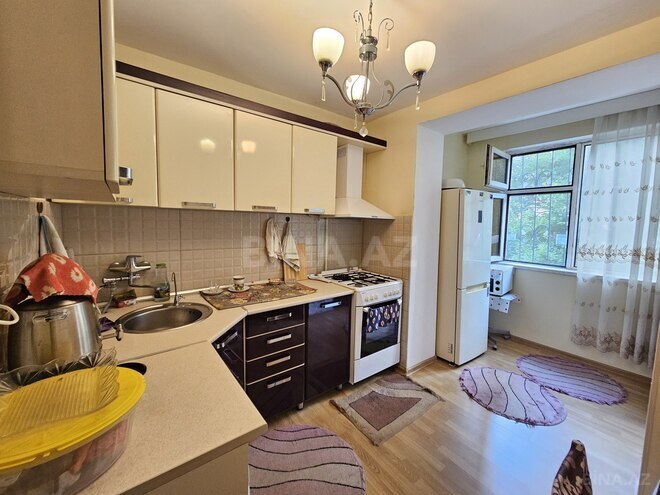Satılır 3 otaqlı köhnə tikili 75 m², Nizami m., photo 12 from 17