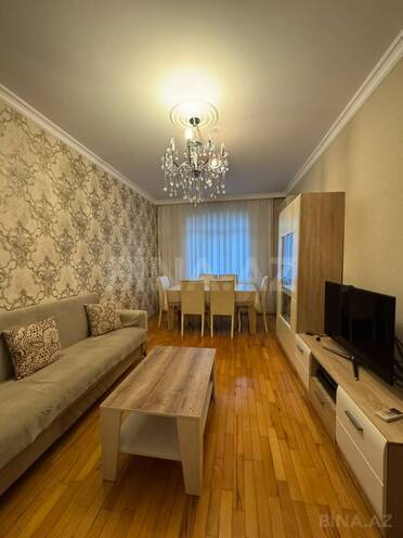Satılır 3 otaqlı köhnə tikili 78 m², Yeni Günəşli q., photo 1 from 19