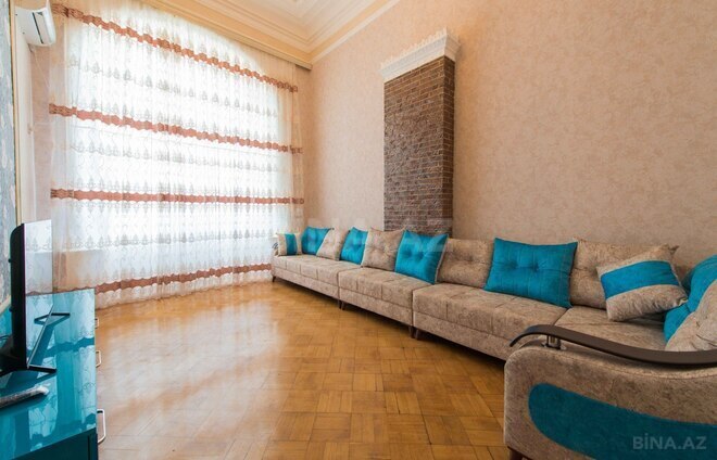 İcarəyə verilir 2 otaqlı köhnə tikili 70 m², İçəri Şəhər m., photo 4 from 13
