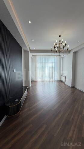 Satılır 2 otaqlı yeni tikili 70 m², 7-ci mikrorayon q., photo 3 from 14