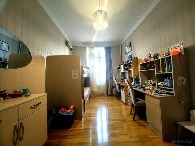 Satılır 3 otaqlı köhnə tikili 80 m², 28 May m., photo 18 from 32