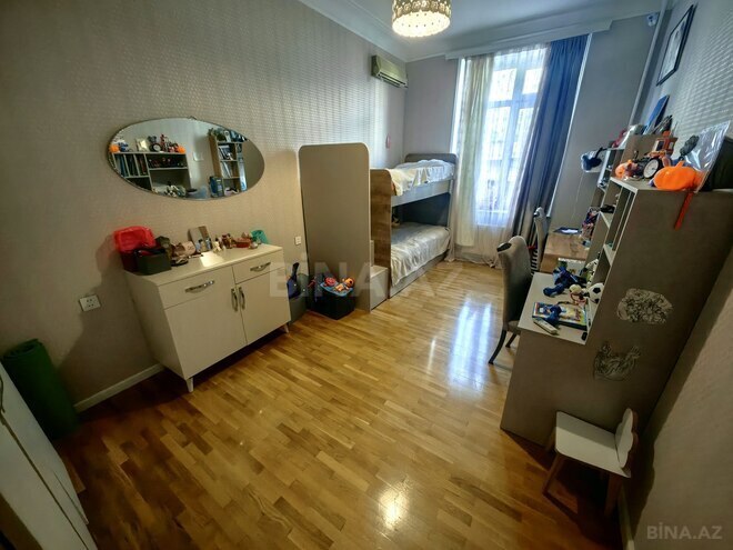 Satılır 3 otaqlı köhnə tikili 80 m², 28 May m., photo 16 from 32