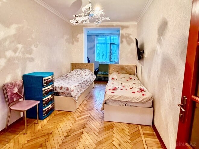 Satılır 3 otaqlı köhnə tikili 75 m², Qara Qarayev m., photo 4 from 30