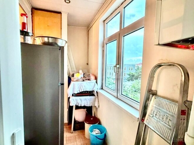 Satılır 3 otaqlı köhnə tikili 75 m², Qara Qarayev m., photo 28 from 30