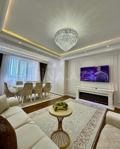 Продаётся 2-комн. новостройка 68 м², м. Мемар Аджеми, photo 1 from 8