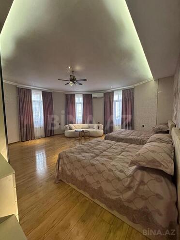 Satılır 4 otaqlı köhnə tikili 130 m², Sahil m., photo 3 from 13