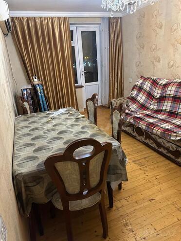 Продаётся 2-комн. вторичка 45 м², м. Нефтчиляр, photo 12 from 16