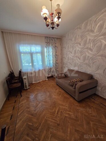 İcarəyə verilir 3 otaqlı köhnə tikili 75 m², Memar Əcəmi m., photo 1 from 16