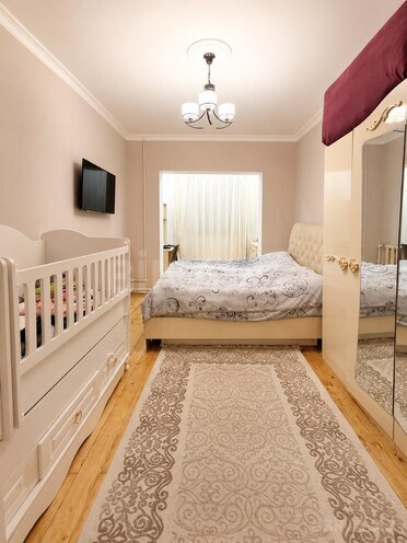 Satılır 2 otaqlı köhnə tikili 72 m², Azadlıq Prospekti m., photo 4 from 11