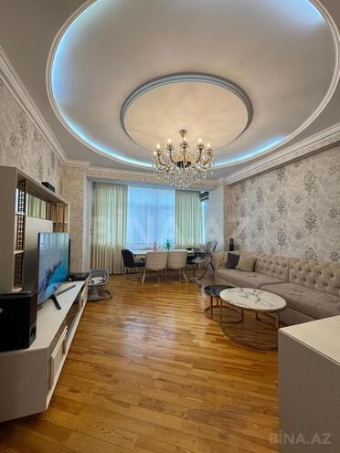 Продаётся 3-комн. новостройка 80 м², м. Халглар Достлугу, photo 1 from 12