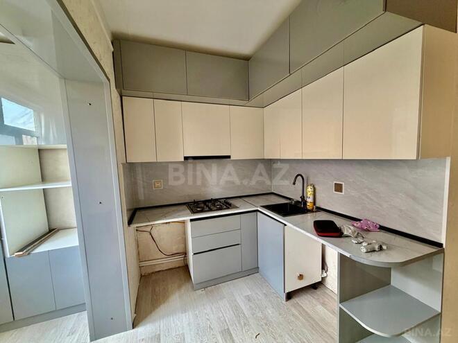 Satılır 2 otaqlı köhnə tikili 60 m², Xalqlar Dostluğu m., photo 3 from 19