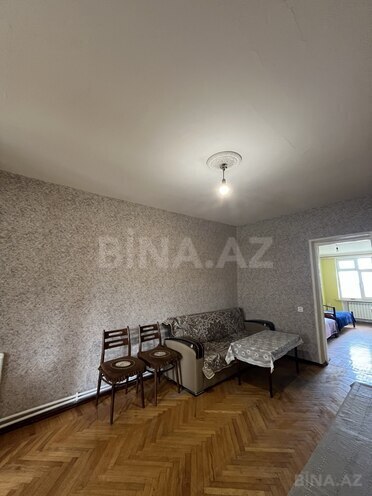 İcarəyə verilir 3 otaqlı köhnə tikili 70 m², İnşaatçılar m., photo 1 from 12