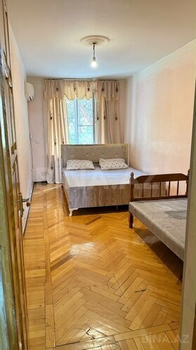 İcarəyə verilir 2 otaqlı köhnə tikili 55 m², İnşaatçılar m., photo 1 from 11
