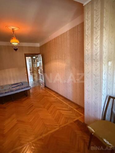 Продаётся 2-комн. вторичка 65 м², м. Ази Асланов, photo 15 from 23
