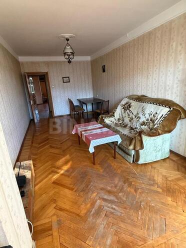 Продаётся 2-комн. вторичка 65 м², м. Ази Асланов, photo 12 from 23