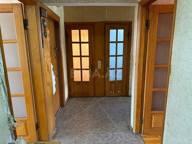Продаётся 2-комн. вторичка 65 м², м. Ази Асланов, photo 14 from 23