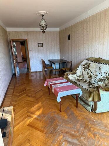 Продаётся 2-комн. вторичка 65 м², м. Ази Асланов, photo 13 from 23