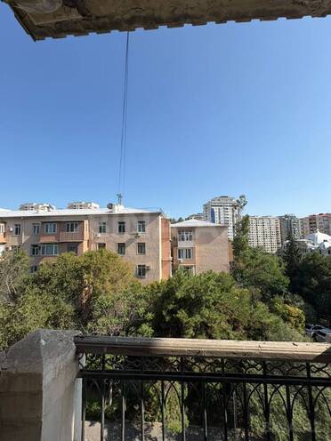 Продается 3-комн. вторичка 80 м², м. 28 мая, photo 21 from 25