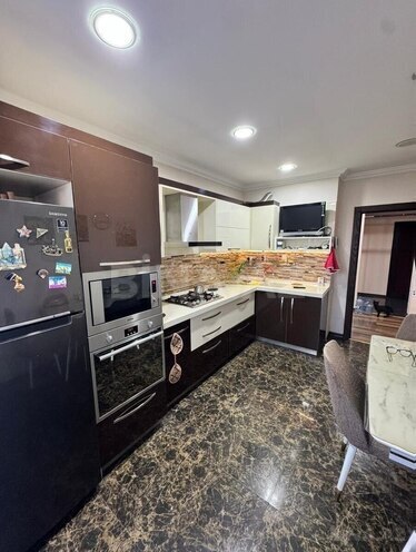 Продаётся 3-комн. вторичка 130 м², м. Нариман Нариманов, photo 10 from 14