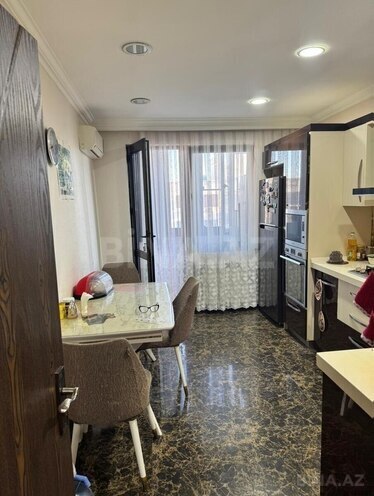 Продаётся 3-комн. вторичка 130 м², м. Нариман Нариманов, photo 9 from 14