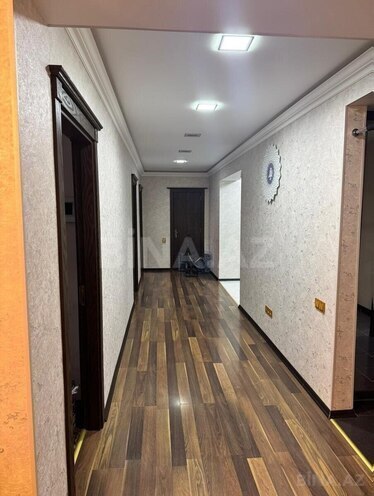 Продаётся 3-комн. вторичка 130 м², м. Нариман Нариманов, photo 5 from 14