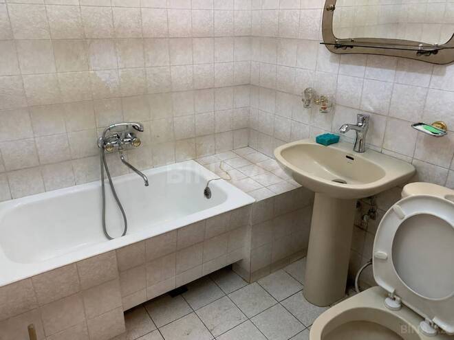İcarəyə verilir 2 otaqlı köhnə tikili 50 m², Elmlər Akademiyası m., photo 10 from 11