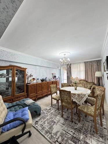 Satılır 3 otaqlı köhnə tikili 110 m², Elmlər Akademiyası m., photo 9 from 16