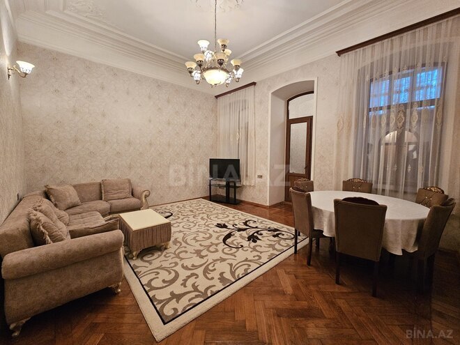 İcarəyə verilir 3 otaqlı köhnə tikili 120 m², İçəri Şəhər m., photo 4 from 16