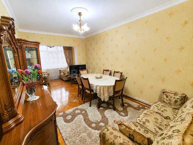 Satılır 4 otaqlı köhnə tikili 100 m², Neftçilər m., photo 1 from 16