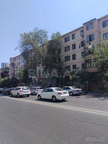Satılır 2 otaqlı köhnə tikili 45 m², Memar Əcəmi m., photo 1 from 12