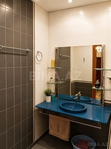 Сдаётся 3-комн. новостройка 140 м², м. 28 мая, photo 16 from 17