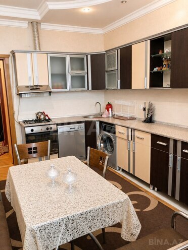 Сдаётся 3-комн. новостройка 140 м², м. 28 мая, photo 9 from 17