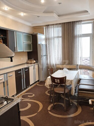 Сдаётся 3-комн. новостройка 140 м², м. 28 мая, photo 10 from 17