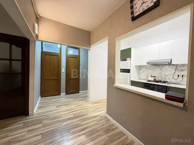 Satılır 3 otaqlı köhnə tikili 60 m², Bakıxanov q., photo 12 from 20