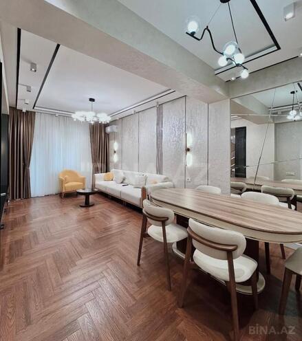 Сдаётся 3-комн. новостройка 140 м², м. 28 мая, photo 1 from 12