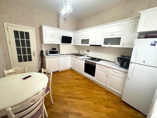 Продаётся 3-комн. новостройка 115 м², м. Кара Караев, photo 8 from 14