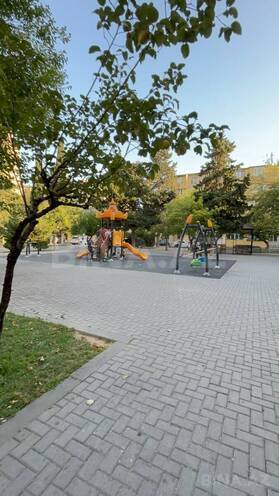 Satılır 2 otaqlı köhnə tikili 50 m², Qara Qarayev m., photo 9 from 16