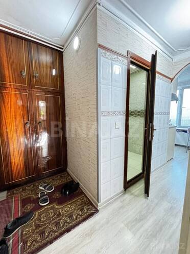 Satılır 2 otaqlı köhnə tikili 50 m², Qara Qarayev m., photo 11 from 16