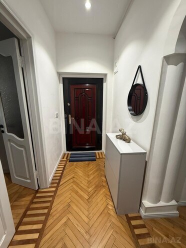 Продаётся 3-комн. вторичка 80 м², м. Низами, photo 10 from 12