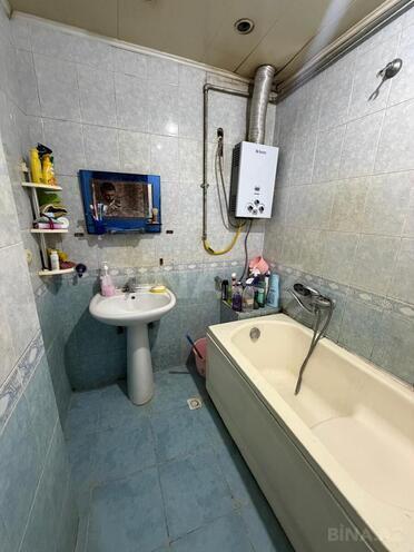 Satılır 3 otaqlı köhnə tikili 74 m², Xalqlar Dostluğu m., photo 13 from 14