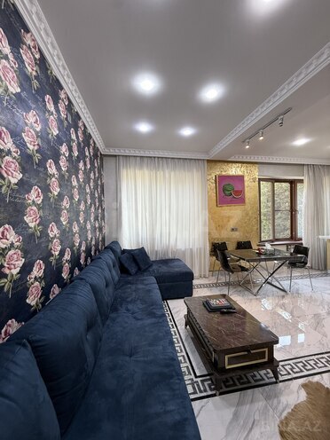 Satılır 3 otaqlı köhnə tikili 120 m², Sahil m., photo 24 from 32