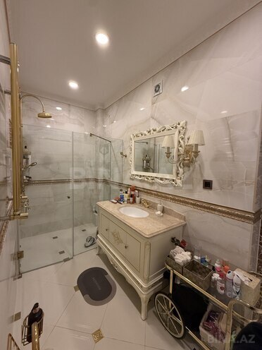 Satılır 3 otaqlı köhnə tikili 120 m², Sahil m., photo 14 from 32