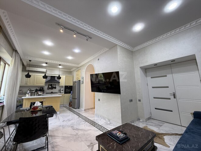 Satılır 3 otaqlı köhnə tikili 120 m², Sahil m., photo 22 from 32